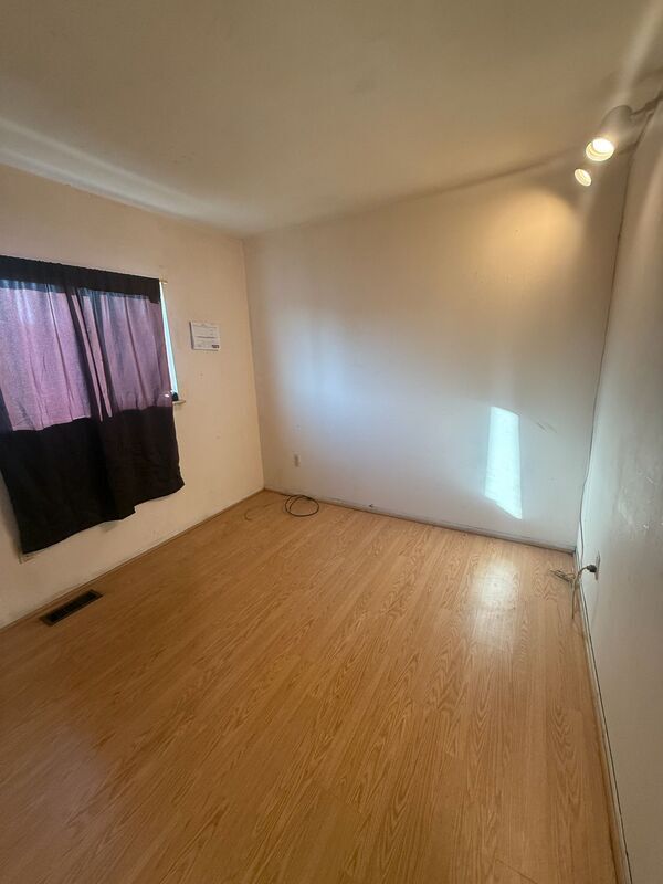 Building Photo - 8030 Jewett Ave