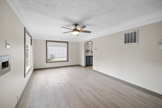 Building Photo - 5737 SE Harold St