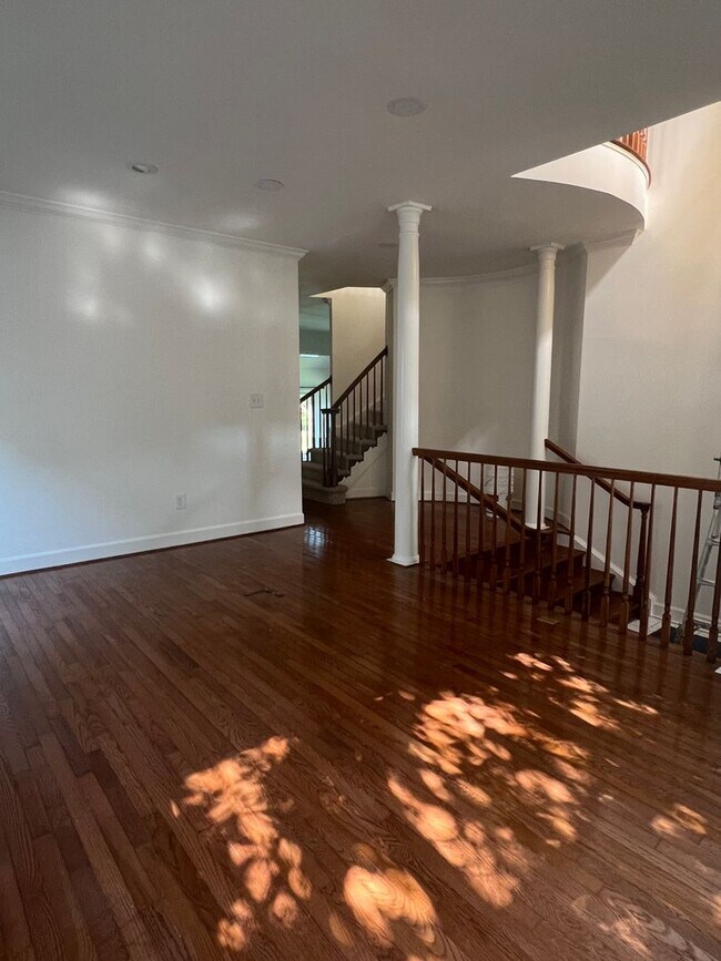 Building Photo - 3025 Windy Knoll Ct