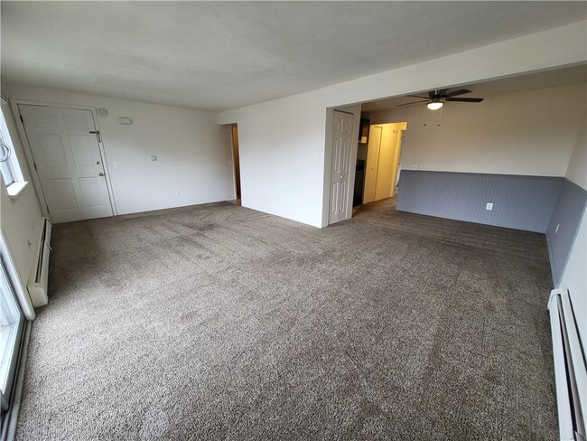 Building Photo - 7554 Victor Mendon Rd