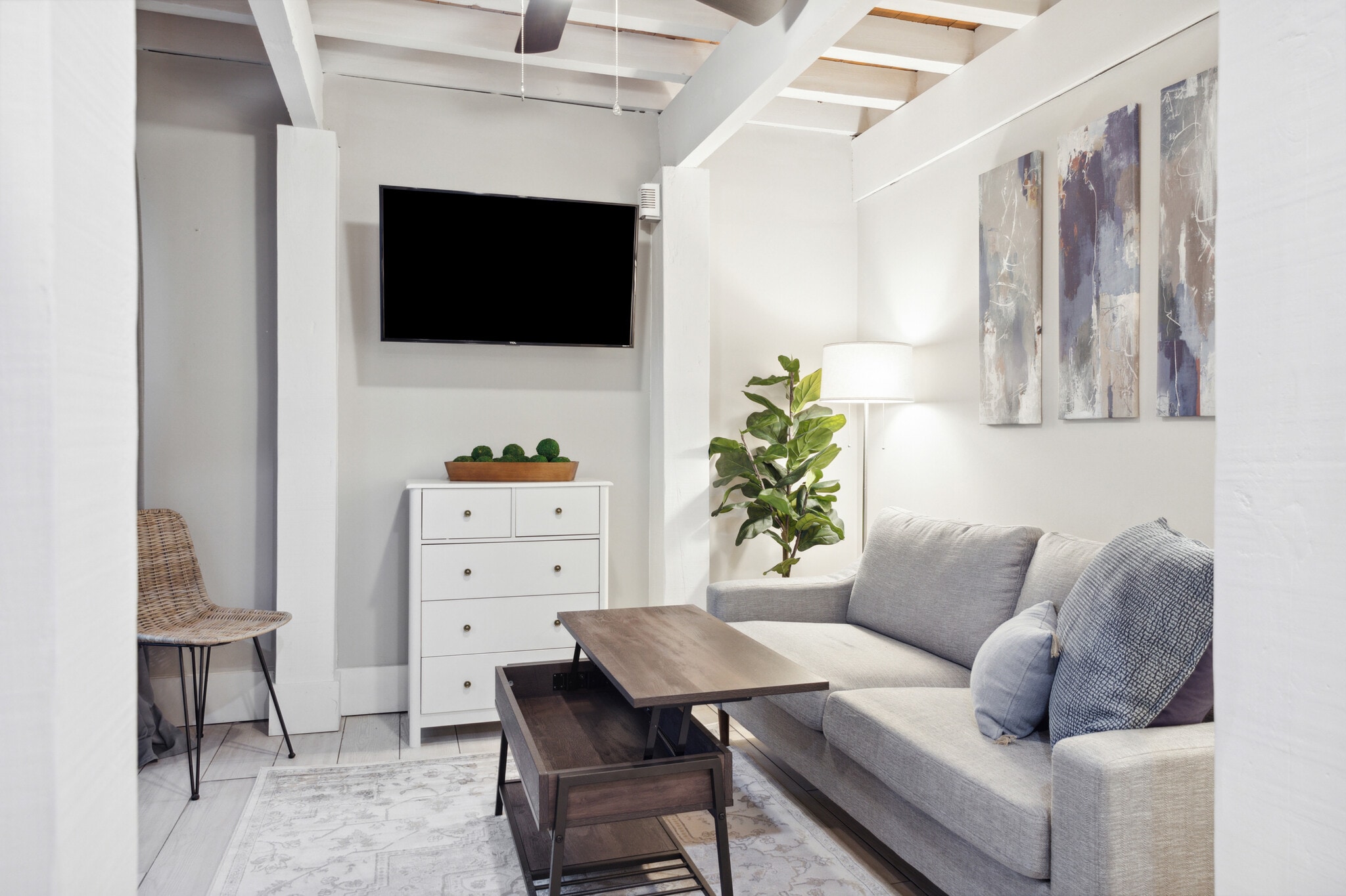 Building Photo - 33 Cannon St