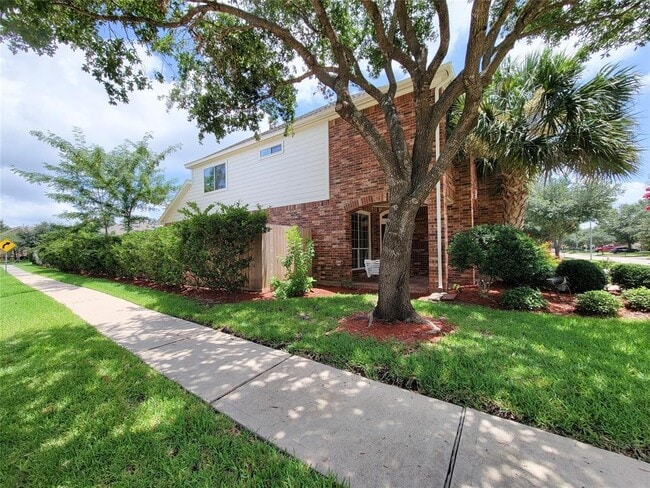 Building Photo - 21122 Golden Sycamore tr