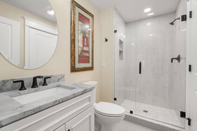 Building Photo - 56 Blossomcrest Rd