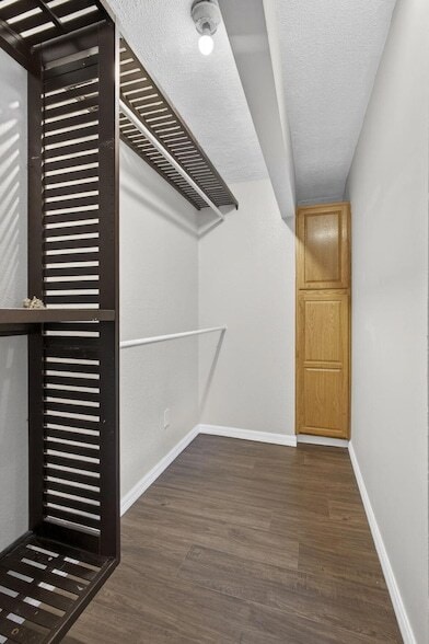 Building Photo - 16932 Okeechobee Blvd