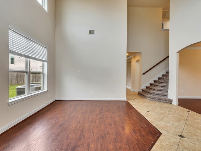 Building Photo - 2539 Grey Reef Dr