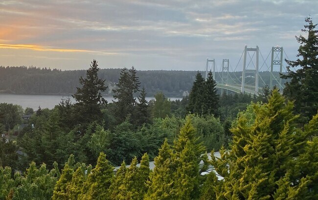 Building Photo - Spacious North Tacoma waterfront Unit with Million dollar Puget Sound Views