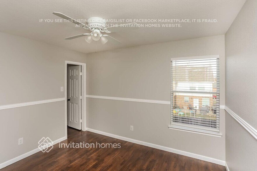 Building Photo - 2725 Mountain Lion Dr