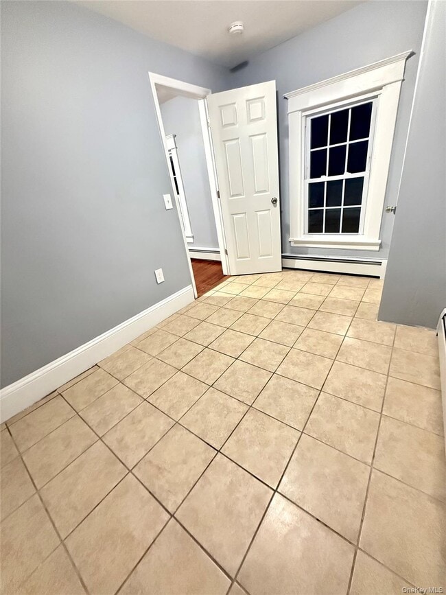 Building Photo - 9 Arlington Pl