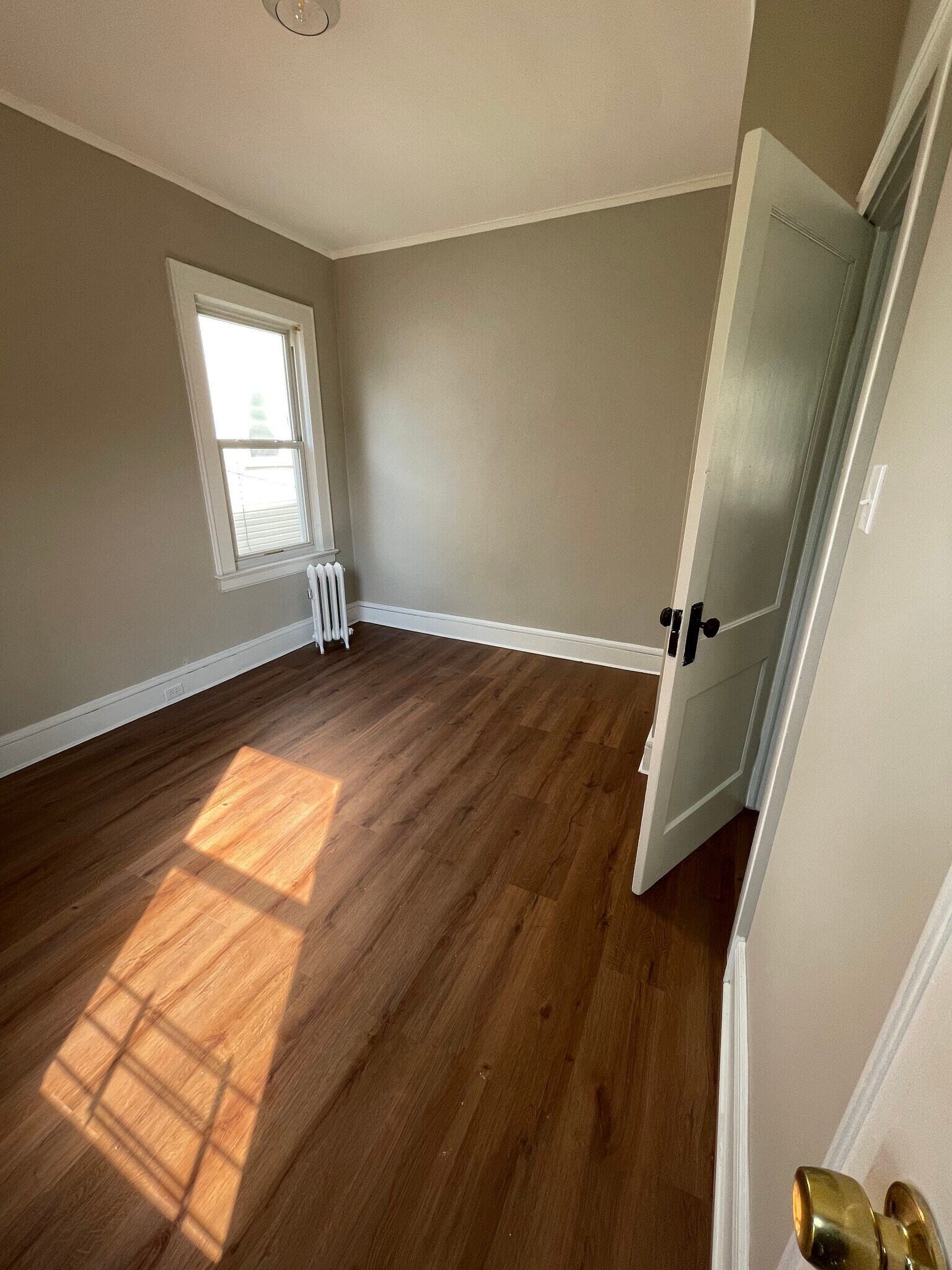 Building Photo - 37 Western Pky