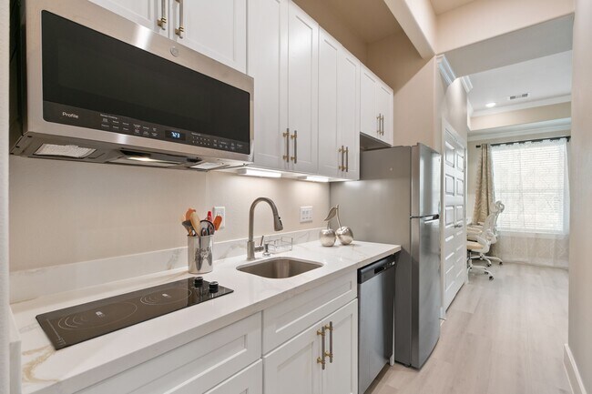 Building Photo - 3514 Noah St