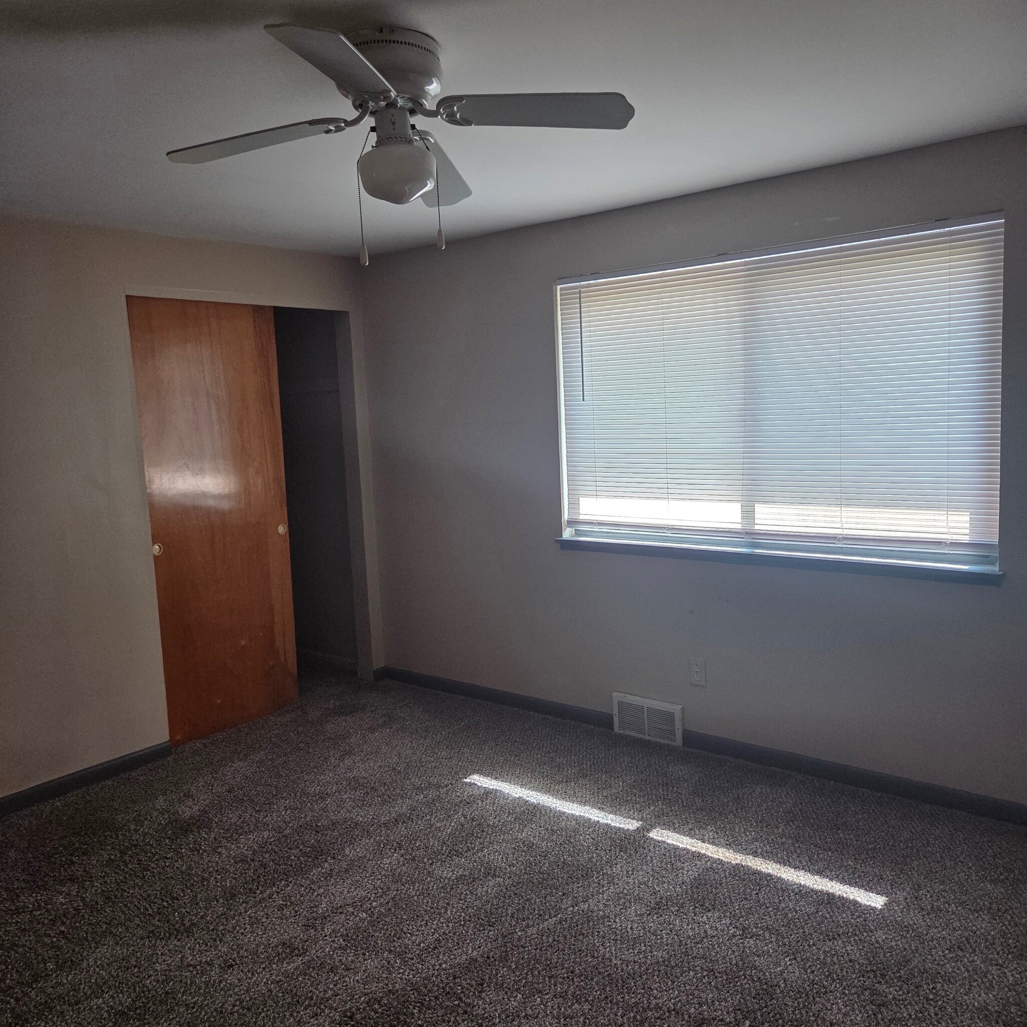Master Bedroom - 245 Greenmeadow Dr