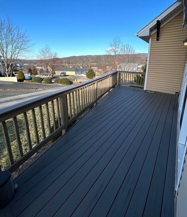 Building Photo - Fantastic Home in Tom's Creek Neighborhood