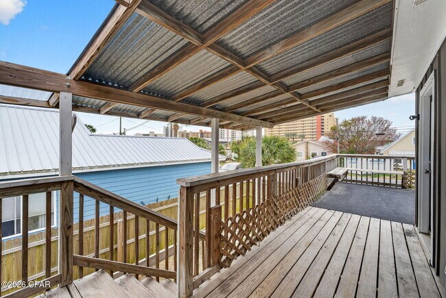 Building Photo - 6714 Beach Dr