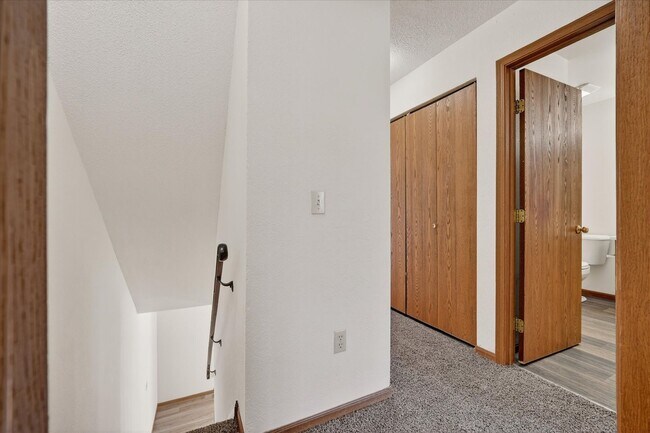 Building Photo - 2755-2761 Scarlet Oak