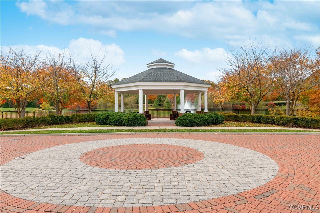Building Photo - 1702 Old Brick Rd