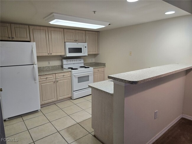 Building Photo - 1753 Four Mile Cove Pkwy