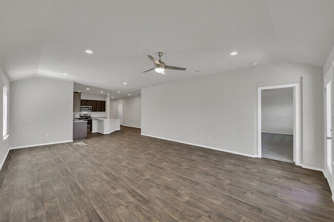 Building Photo - 6212 Hendricks Hbr Dr