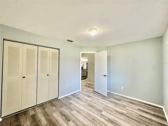 Building Photo - 7903 Waterview Way