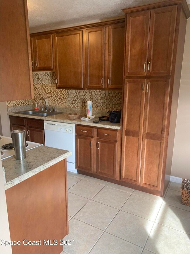 Building Photo - 1130 Cheney Hwy