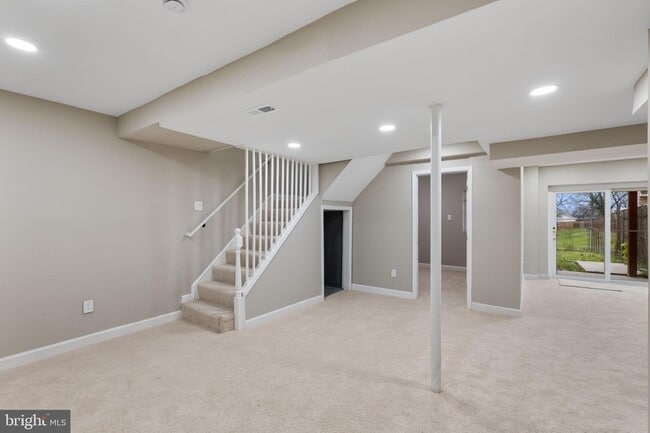 Building Photo - 18 W Orndorff Dr