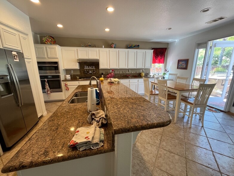 Building Photo - 2160 Coast Ave