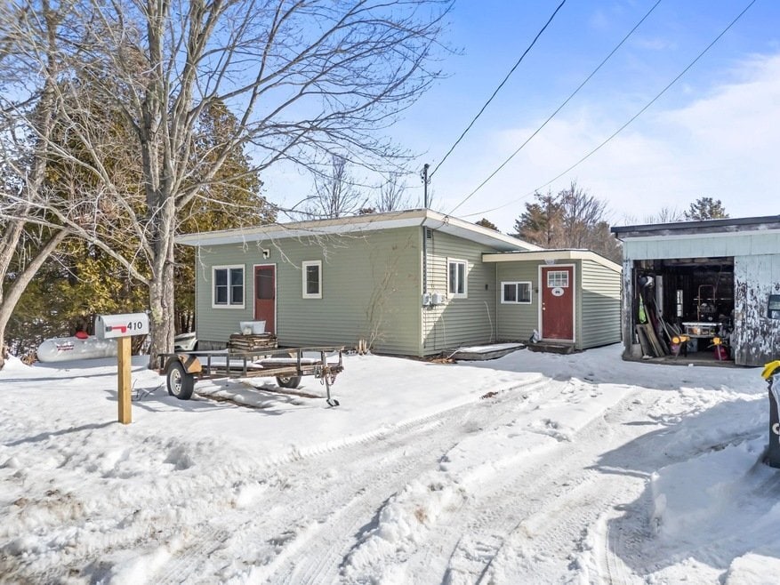 Building Photo - 410 Boothby Rd