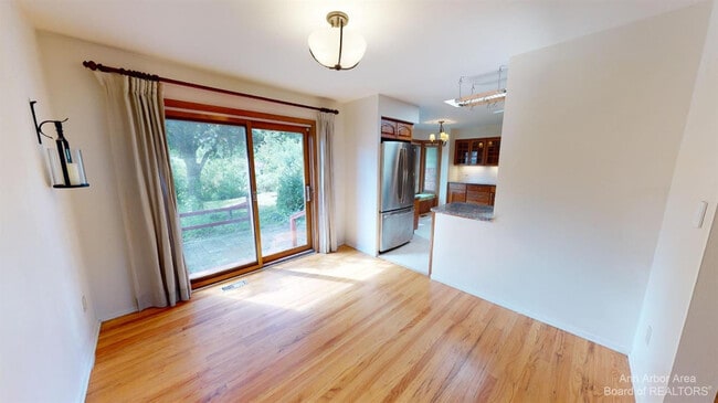 Building Photo - 2235 Prairie St