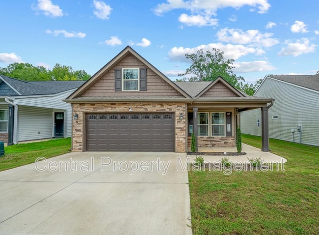 Primary Photo - 487 Timberwood Dr