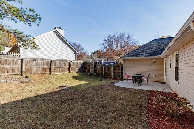 Building Photo - 160 Cedar Rock Trace