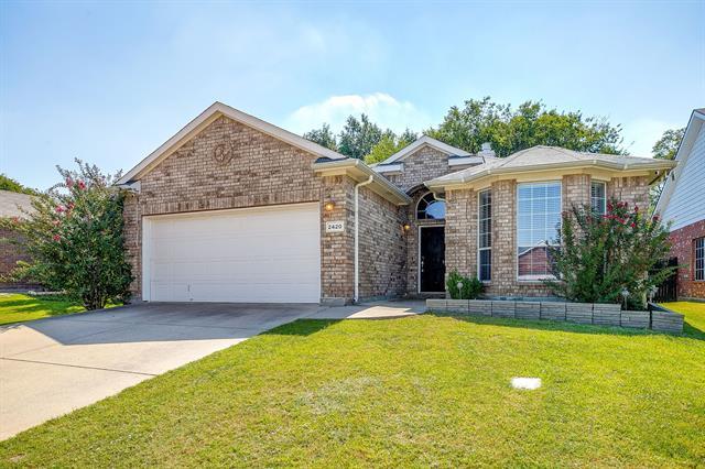 Building Photo - 2420 Priscella Dr