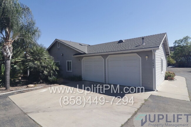 Building Photo - 22845 Vista Ramona Rd