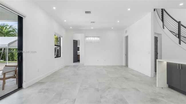 Building Photo - 8900 NW 161st Terrace
