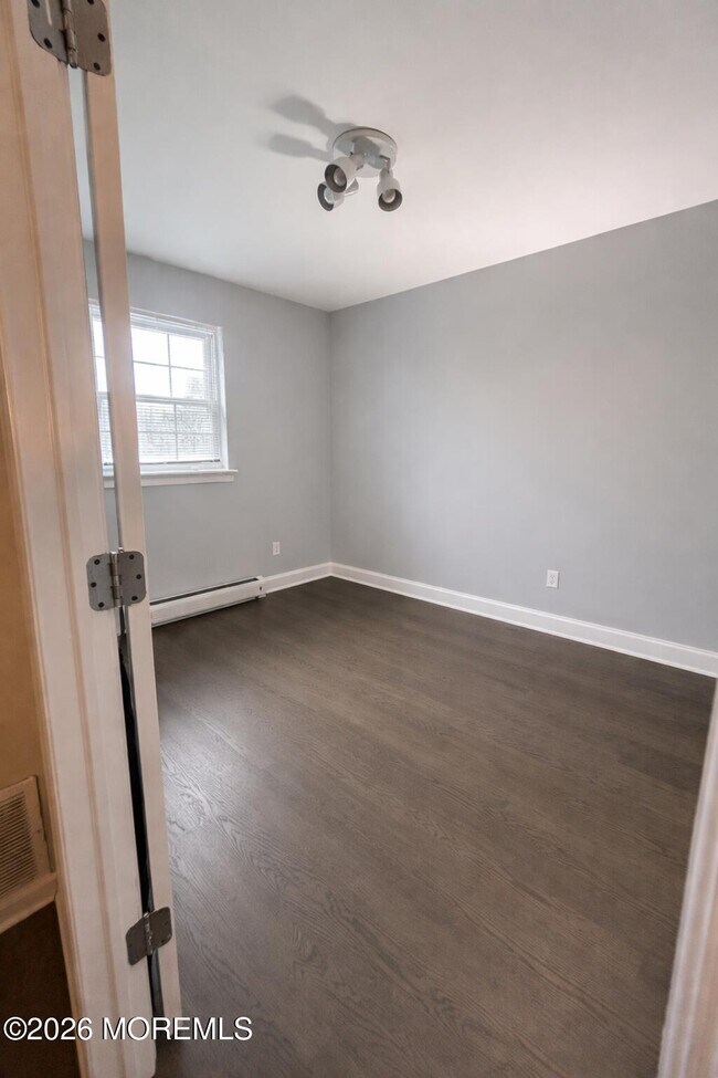 Building Photo - 65 Cedar Ave