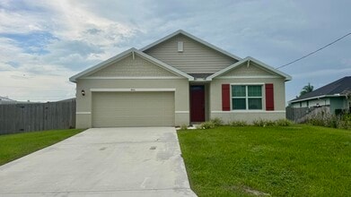 Building Photo - 4011 SW Kidd Ct