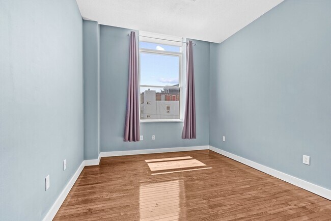 Building Photo - 72 Lubec St