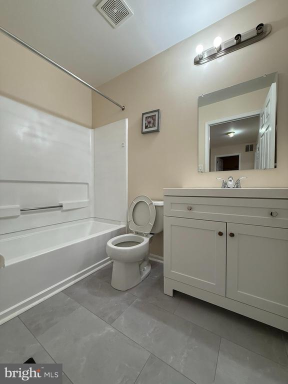 Building Photo - 2605 Gramercy Way