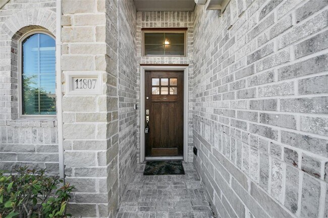 Building Photo - 11807 Latoveste Ln