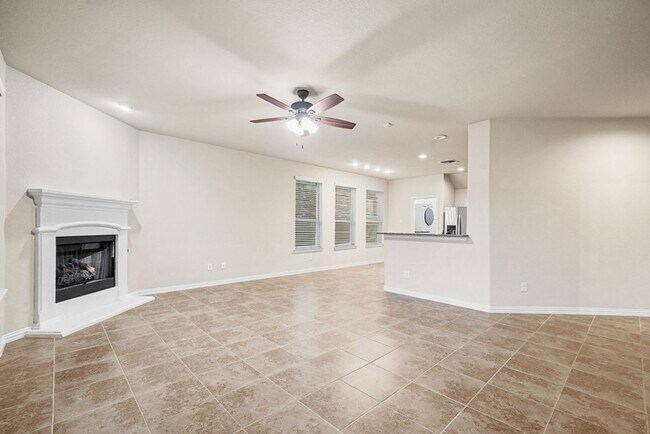 Building Photo - Bella Vista Rental - 5 Bedroom 3.5 bath!