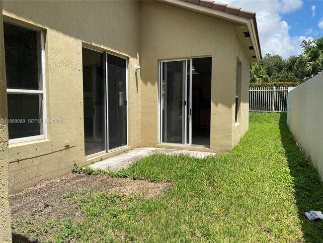 Building Photo - 2247 Portofino Ave