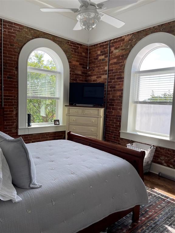 Building Photo - 201-201 W Jefferson St