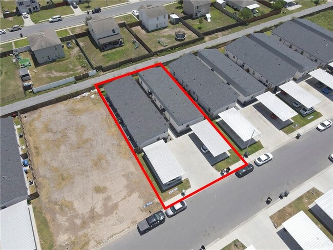 Building Photo - 22 Playa Dr