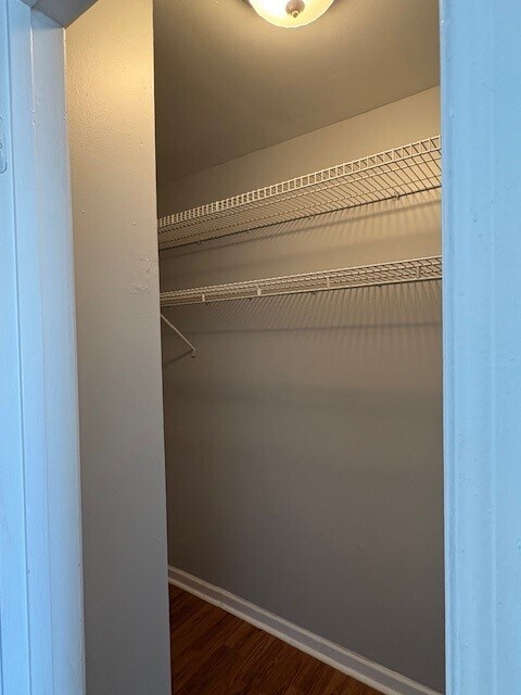 hall walk-in closet - 588 Parkway Dr NE