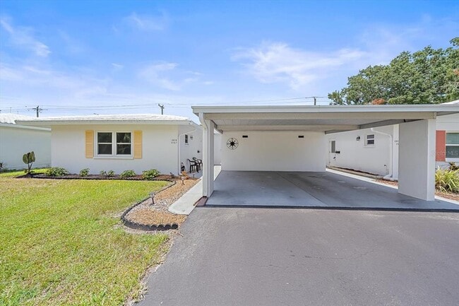 Building Photo - 3818 Roxane Blvd