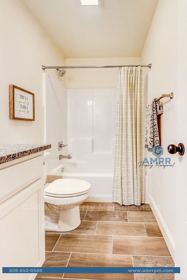 Building Photo - Designed for Living, Built for Entertaining- 3bed, 2 bath