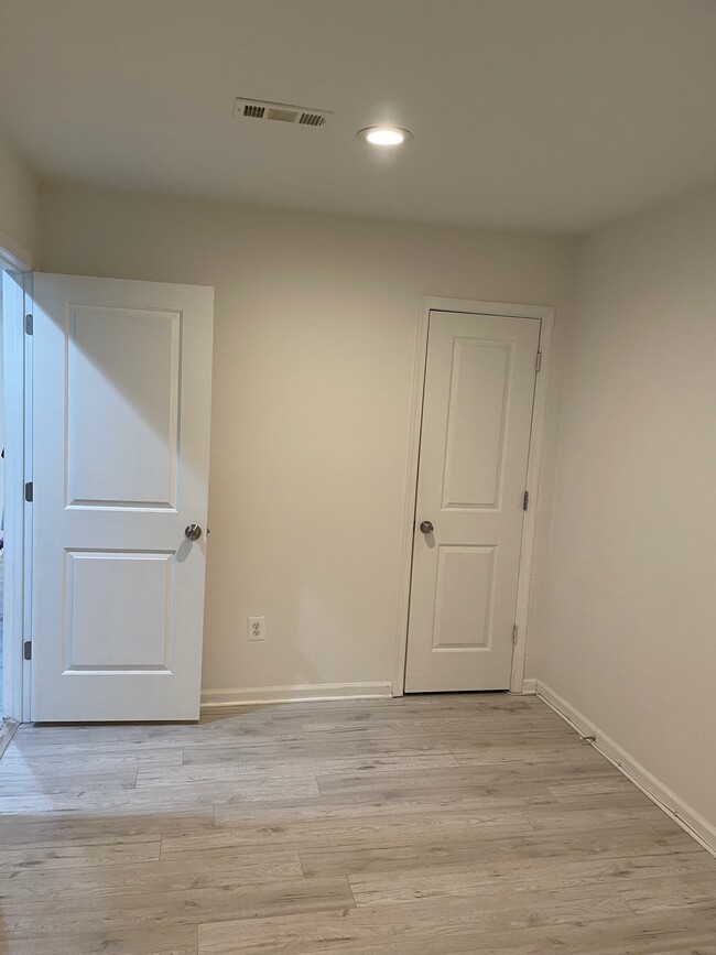 Bedroom - 1713 Montello Ave NE