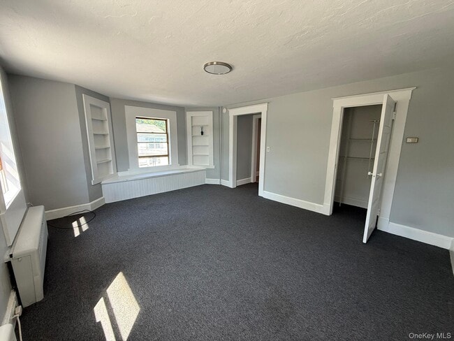 Building Photo - 610 Tower Ave