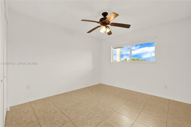 Building Photo - 14500 SW 88th Ave