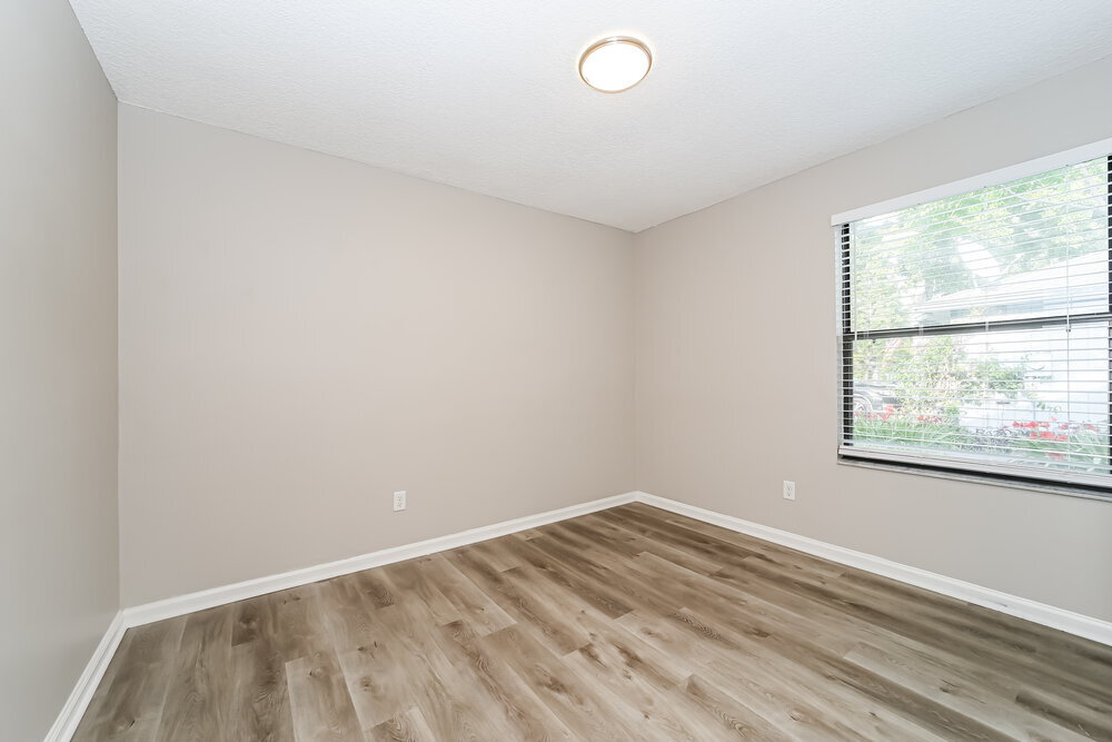 Building Photo - 8410 Spicewood Dr