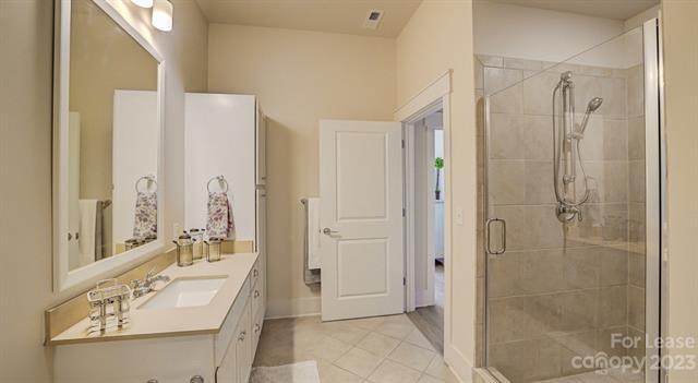 Building Photo - 16408 Holly Crest Ln