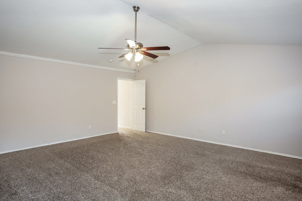 Building Photo - 6545 Ziegler Ln